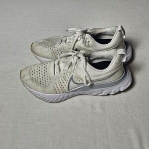Nike React Infinity Run Flyknit 2 White Silver Running Shoes CT2423-102 Womens 9